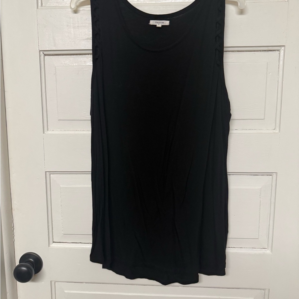 Maurices Black Sleeveless Scoop Neck Tank